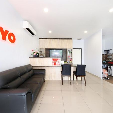 Oyo 778 Bmw 2 Hotel Муар Экстерьер фото