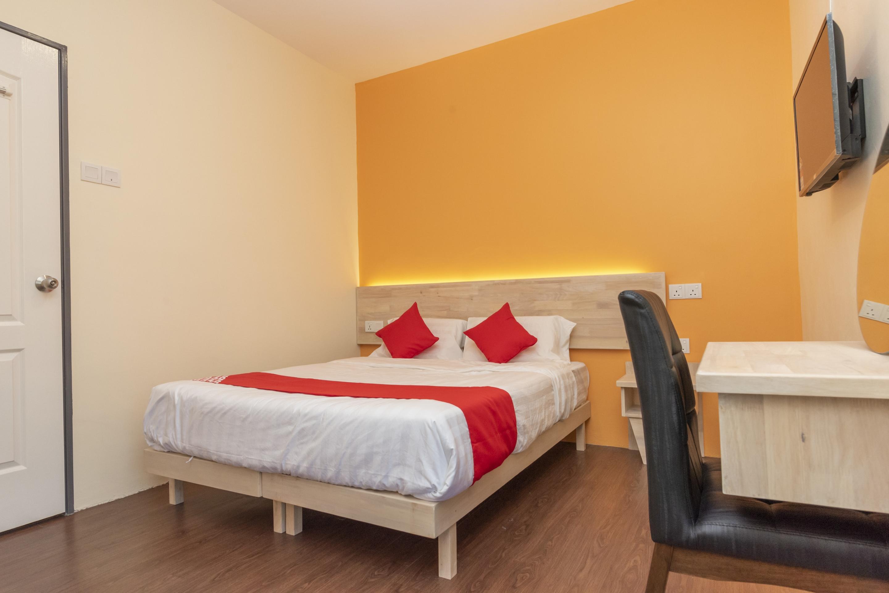 Oyo 778 Bmw 2 Hotel Муар Экстерьер фото