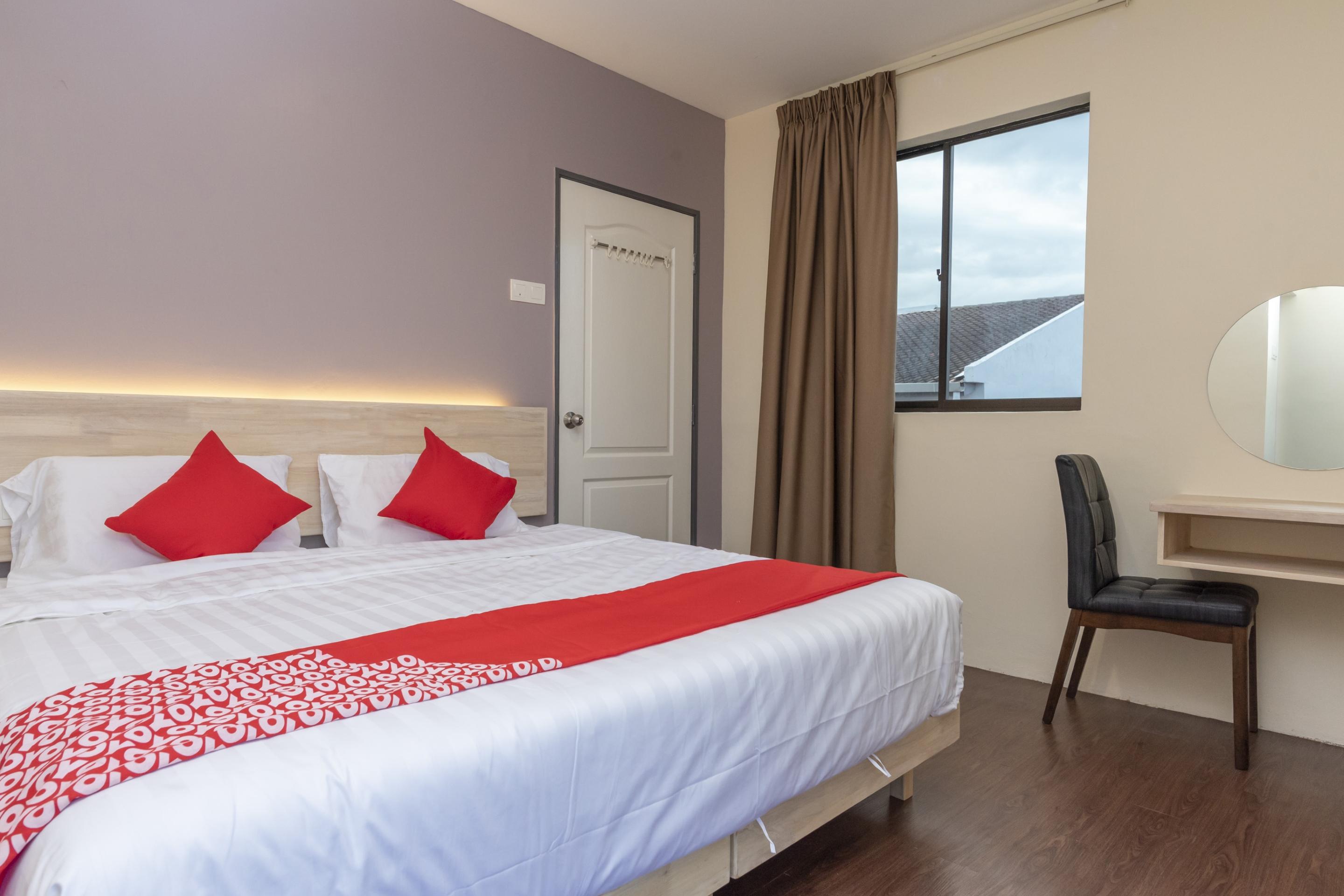 Oyo 778 Bmw 2 Hotel Муар Экстерьер фото