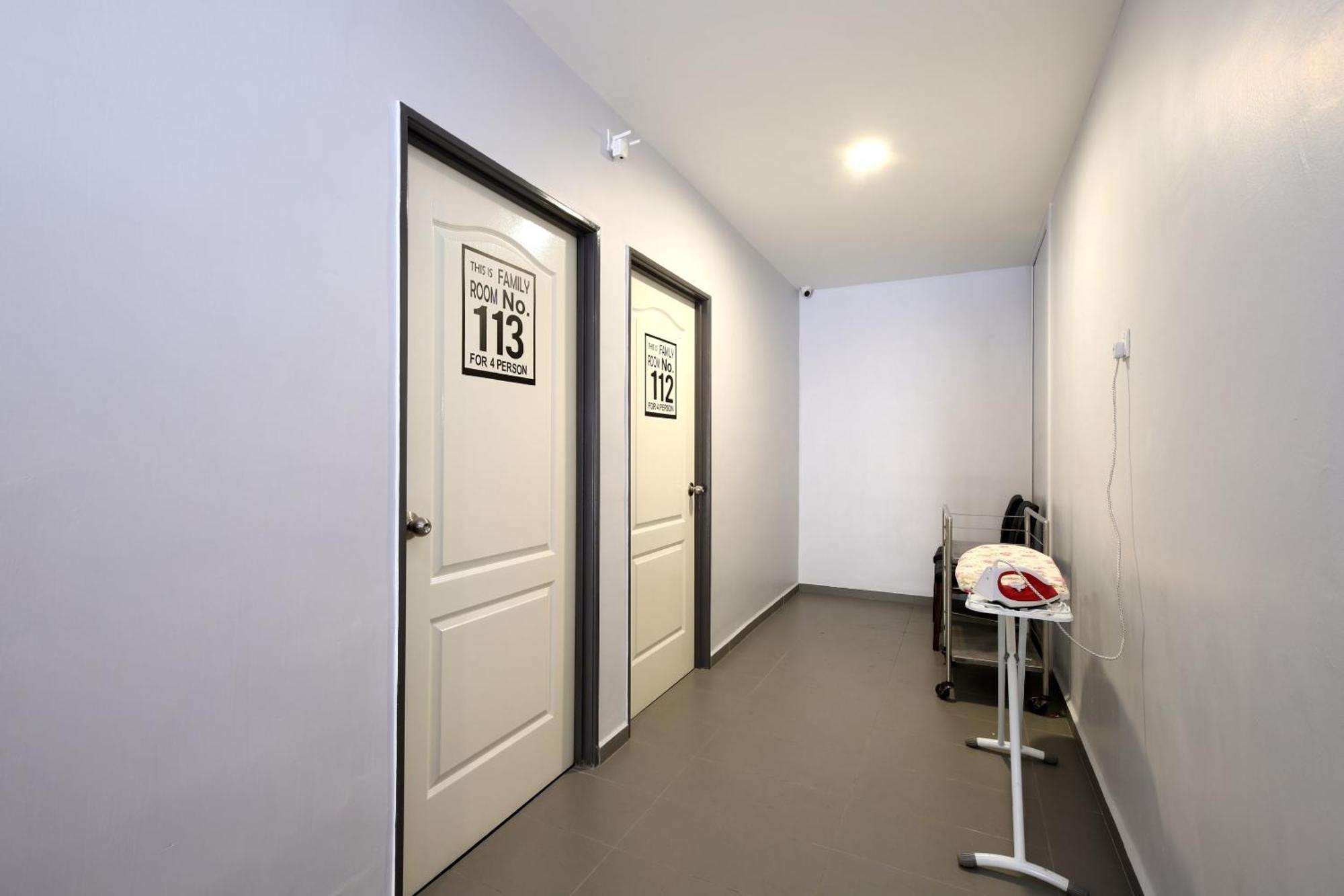 Oyo 778 Bmw 2 Hotel Муар Экстерьер фото